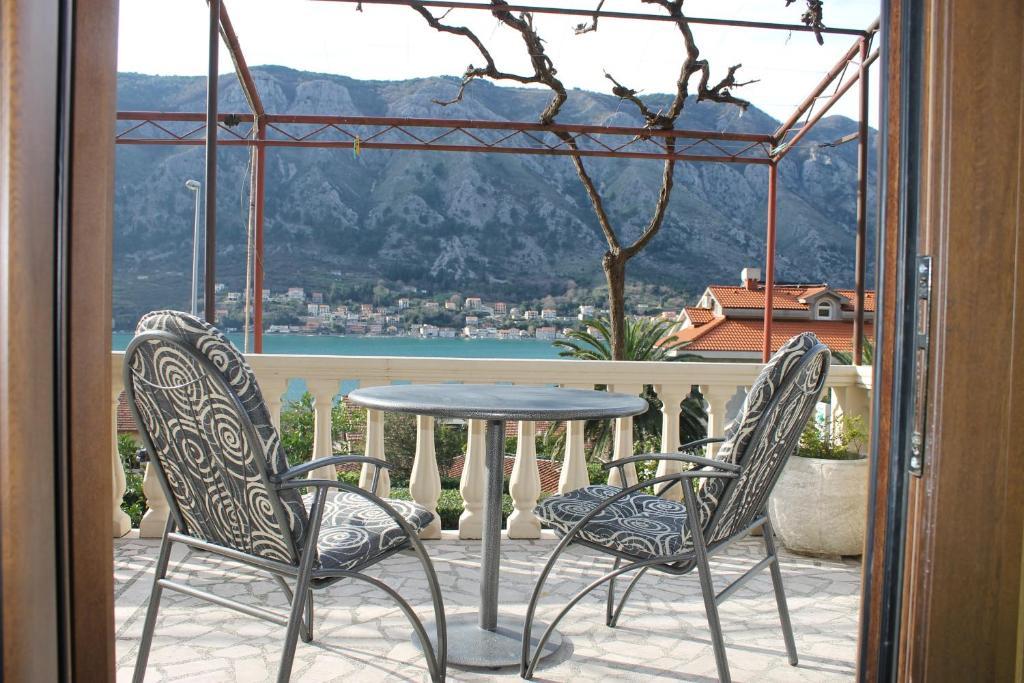 Apartmani Cetkovic Kotor Chambre photo